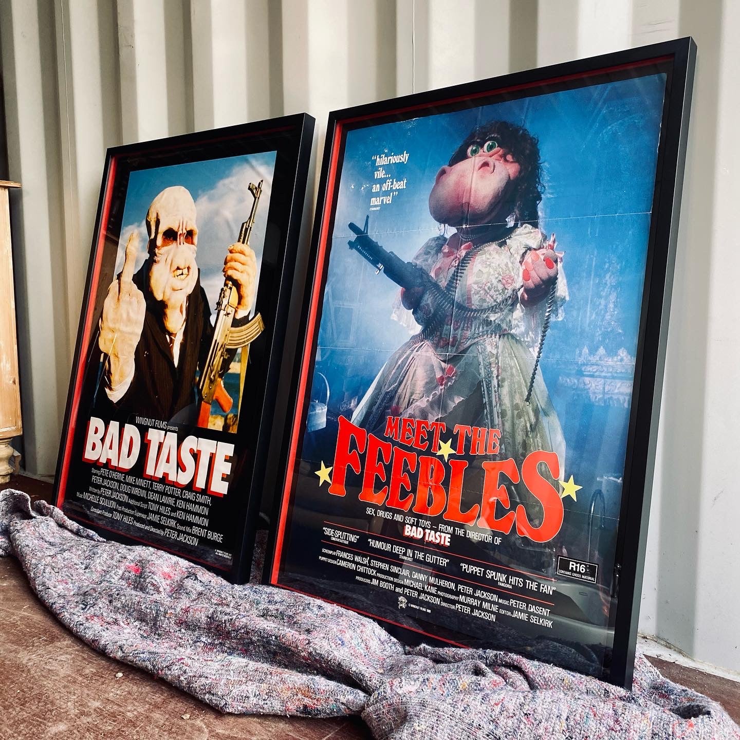 Bad Taste Movie Poster Bad Taste/Meet the Feebles Original Movie Posters – Storytellers Salvage